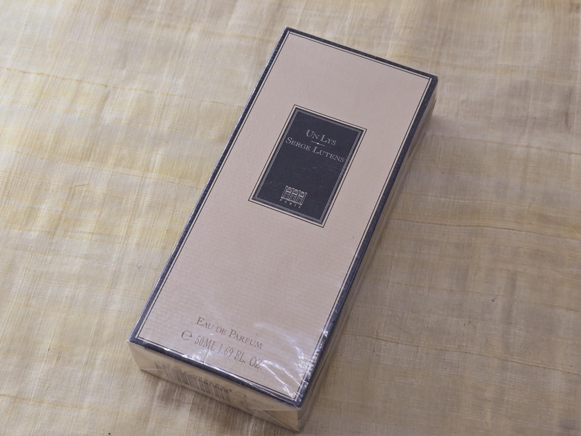 Serge Lutens Un Lys 香水 50ml o.1270.jpg