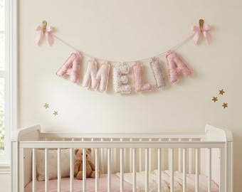 Benutzerdefinierte Stoff Name Girlande, Vintage Blumen Wimpelkette, Kinderzimmer Dekor
