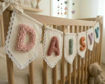 Personalisierte Name Banner | Punch Needle Kinderzimmer Dekor