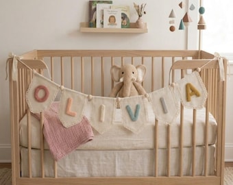 Namen Wimpelkette aus Filz: Pastel Kinderzimmer Dekor