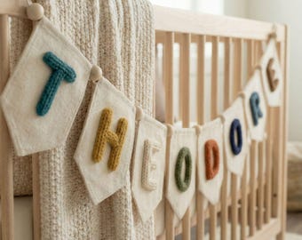 Porte-noms personnalisé en feutre, décoration de chambre d'enfant vintage.