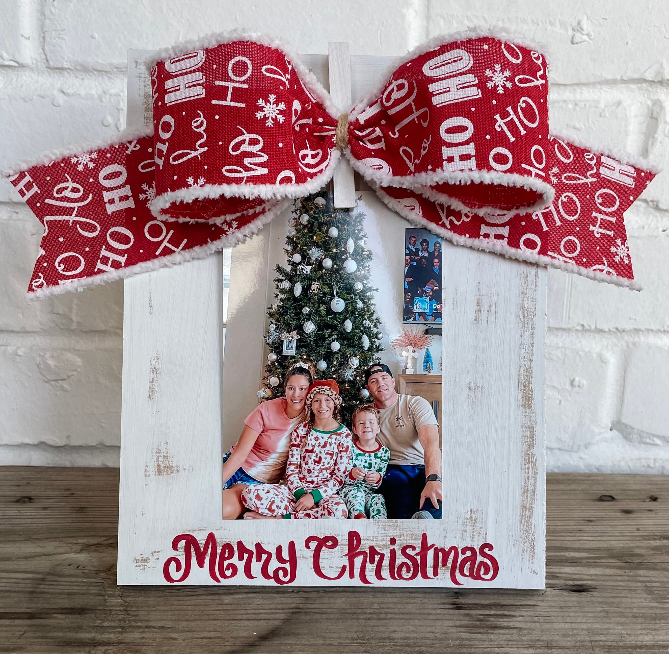 Beach Frames Mini Red Backboard Blessed Farmhouse Reclaimed Rustic 4x6  Picture. White Washed Distressed Wood with Hand Painted Tabletop Christmas