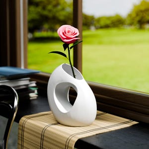 3D Printed Loop Vase: Modern Organic Sculpture, Minimalist Decor