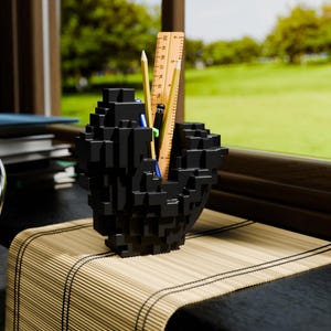Porte-stylo coeur pixélisé imprimé en 3D | Organiseur de bureau pour joueur | Décoration technique bleue | Cadeau geek unique | Pot à crayons moderne