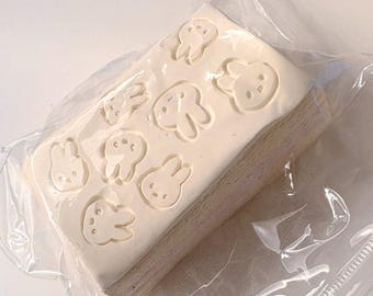 Juguete blando coreano con forma de pastel de conejo, postre adorable para aliviar el estrés, juguetes blandos hechos a mano para niños y adultos.