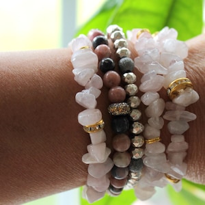 Beaded Stretch Bracelet with Rose Quart Chip Beads and gold and rhinestone accents