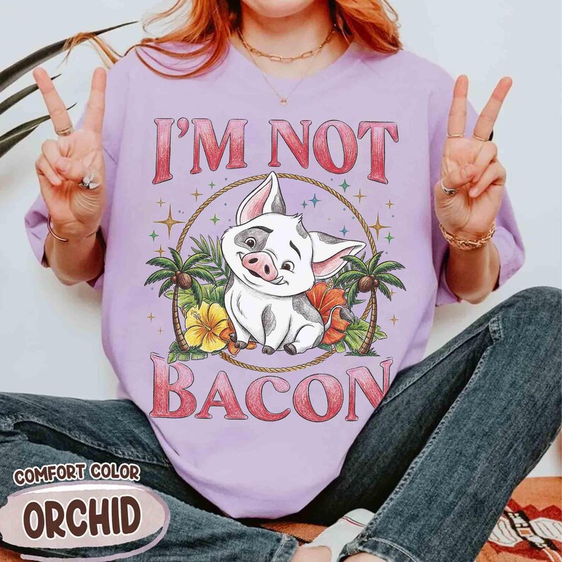 Camiseta divertida de Pua Pig "No soy tocino" con colores tropicales, camiseta de la película Moana de Disney (2026), camiseta a juego para el viaje de vacaciones familiares a Disneyland WDW. imagen 2