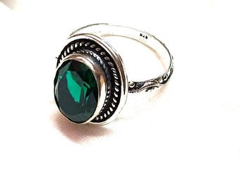 Vintage Emerald Green Stone Sterling Silver Ring, Oxidized Boho Ring