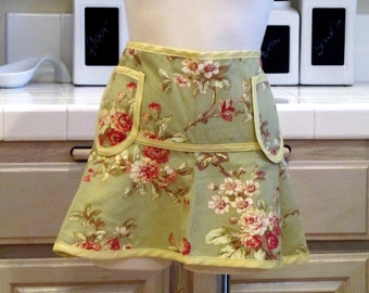 Heirloom Half Apron with 2 Pockets:  Elegant Sage Roses with Pale Yellow Trim