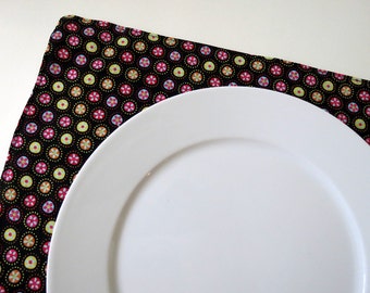 Pair of Reversible Placemats: Be Green Recycle trees and Dots on Black