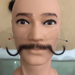 Hand-Crocheted Men's Beard, Realistic Invisible HD Yarn Braided Beard, Upturned Men's Beard, Fake Beard Props for Role Playing