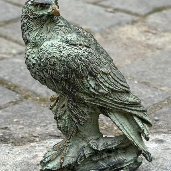 Vintage Copper eagle Statue, Owl Figurine, Unique Tabletop Art,bird Sculpture Garden Decoration Metal Yard Art for Outdoor Indoor collection