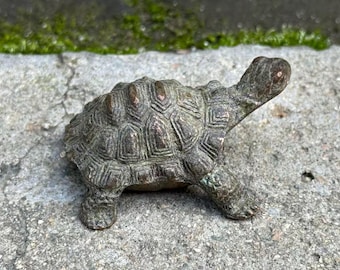 Vintage Copper Turtle Statue,tortoise Figures Home Retro Decor ,Longevity Tortoise Feng Shui Ornament Symbol of Peace Fortune Turtle