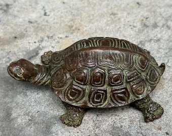 Vintage Copper Turtle Statue,Collectibles Figures for Home Retro Decor ,Longevity Tortoise Feng Shui Ornament Symbol of Peace Fortune Turtle