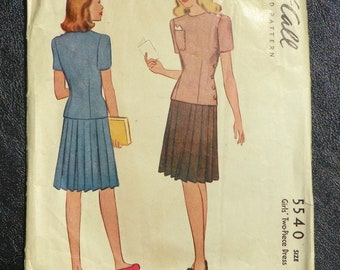 Girl's Two Piece Dress Pattern Vintage 1944 McCall 5540 Size 14