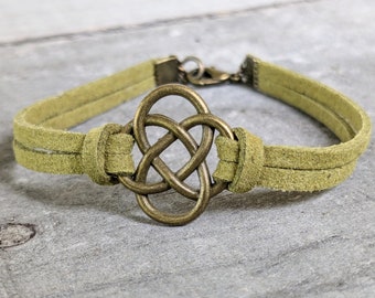 Celtic Knot Bracelet, Irish Gifts for Women, Unique Gifts for Couples, Celtic Bracelet Men, March Birthday Gift for Girlfriend Birthday