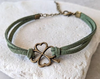 Shamrock Bracelet, Good Luck Gifts, Four Leaf Clover Bracelet Gold, Lucky Charm Gifts, Irish Jewelry for Women, Olive Green Bracelet, Unique