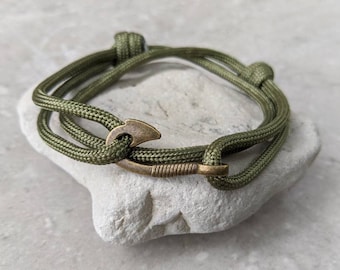 Olive Paracord Fish Hook Bracelet: Adjustable Fishing Gift
