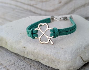 Shamrock Bracelet, Irish Luck Gift Idea for Women, Four Leaf Clover Bracelet Silver, Irish Gifts for Moms, 4 Leaf Clover Bracelet