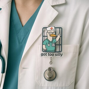 Insigne d'infirmière drôle, pince à oie de prison, cadeau mignon avec support pour carte d'identité médicale pour collègue, personnel de l'hôpital, rétractable pour elle ou lui