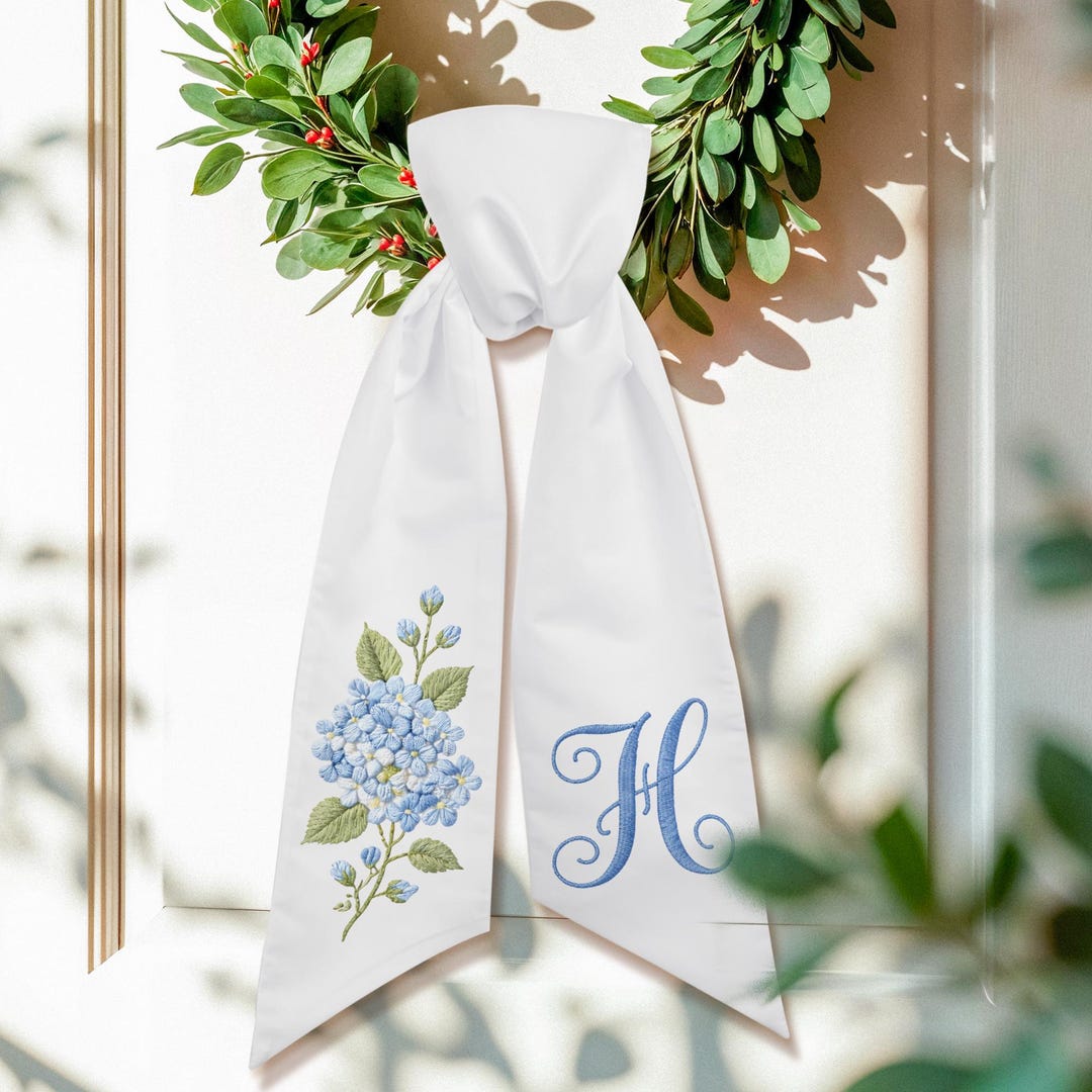 Personalized Hydrangea Door Hanger Bow, Custom Monogram Initial Wreath Sash, Spring Summer Front Door Decor, Housewarming Gift, Home Accent - White
