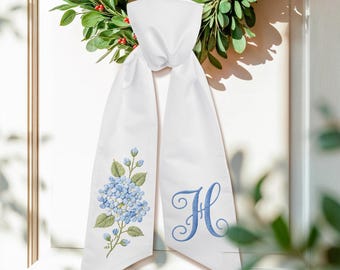 Lazo personalizado para colgar en la puerta con diseño de hortensias, guirnalda con monograma inicial personalizado, decoración para la puerta principal en primavera y verano, regalo de inauguración de casa, adorno para el hogar.