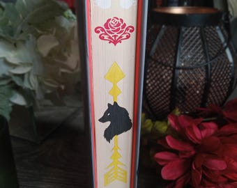 ACOTAR sprayed edges and/or Cover Images (A Court of Thorns and Roses)