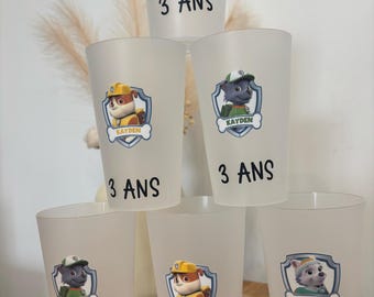 Gobelet anniversaire personnalisé enfant – Thème chiot héros – Prénom & âge – Gobelet réutilisable – Décoration fête garçon