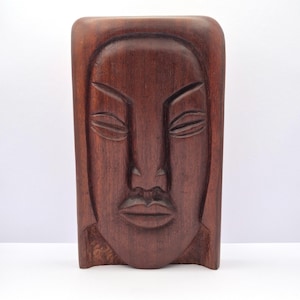 VINTAGE Mid Century Teak Sculpture | 25cm Hand Carved Wooden Face Figure | Modernist Organic Decor | Scandinavian Japandi Shelf Accent