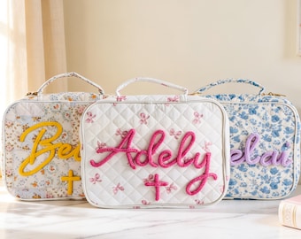 Personalized First Communion Bible Bag, Catholic First Holy Communion Gift For Kids, Custom Name Quilted Floral Bible Case for Little Girl