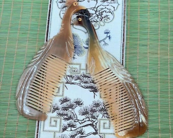 Natürlicher Yak-Horn-Hahn-Form-Kamm, Tierhorn-Endkamm, geschnitzter feiner Zahn, kein Static, Geschenke für Freundinnen, Geliebte Geschenke Zufällige Lieferung