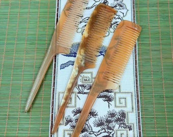 Unique Natural Yak Horn Shape Comb, Animal Horn End Comb, Carved Fine Tooth, No Static, Gifts for Girl friends, lover gifts Random delivery