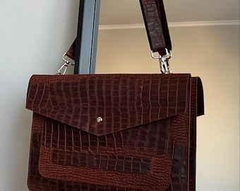 Crocodile Embossed Leather Laptop Bag with Strap: MacBook Air/Pro Case
