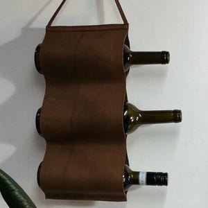 Kunstleder-Hänge-Weinregal: Minimalist Bar Decor
