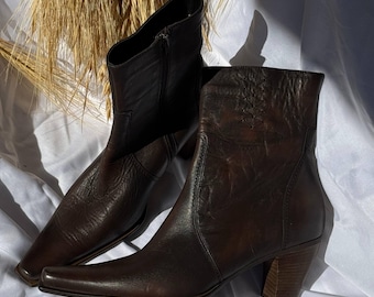 Brown Leather Ankle Boots for Women, Pointed Toe Western Boots, Block Heel Cowgirl Booties