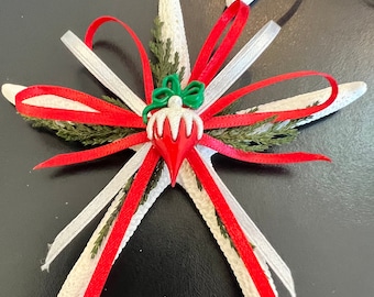 Handmade Mistletoe Starfish Ornament Red Traditional Colors Beach Christmas Tree Coastal