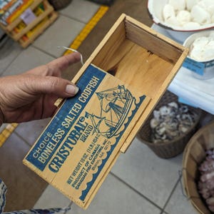 Vintage Cristobal Salted Codfish Wooden Box – 6"x4"