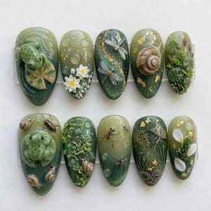 Kikkervijver pers op nagels, 3D natuur natuur nagel set, handgemaakte nagels bos moeras, grillige tuin schepsel nail art, gedetailleerde aardse nagel