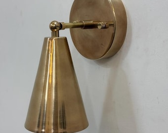 Aplique de pared de latón de mediados de siglo, lámpara de dormitorio moderna, iluminación de baño de latón de diseño