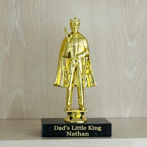 King Trophy: Personalized Engraved Award, 7 inch