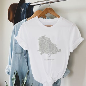 T-shirt New Forest Map. T-shirt New Forest pour femme. T-shirt du parc national du Dartmoor. Cadeau de la nouvelle forêt. Cadeau de camping au Royaume-Uni.