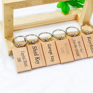 Custom Rectangle Oak Keyring – Engraved Oak Key Fob for Garage, Shed, Hotel, Add a Personalised Touch to Your Everyday Keys