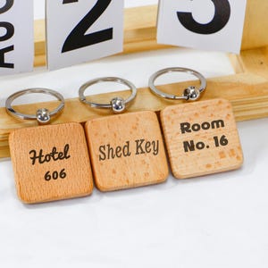 Personalised Square Oak Keychain – Custom Engraved Key Tag for Garage, Shed, Hotel or Airbnb, Add Charm to Everyday Keys