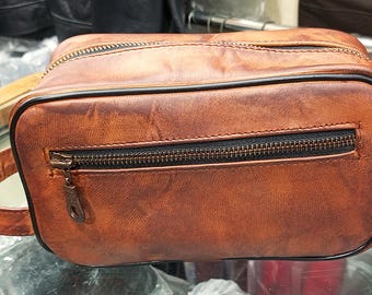 Vintage Brown Leather Shaving Kit Pouch – Travel-Ready Grooming Companion