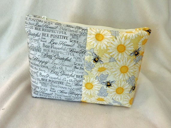 bee cosmetic bag, bee purse, apiarist, pouch, bee lover gift, save the bees, bee floral bag, queen bee gift, honey bee gift, bumble bee bag