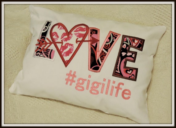 Gigi pillow, gigi love pillow, mothers day gift, gift for mom, grandma kisses, valentine pillow, #gigilife, gift for gigi, grandmother gift