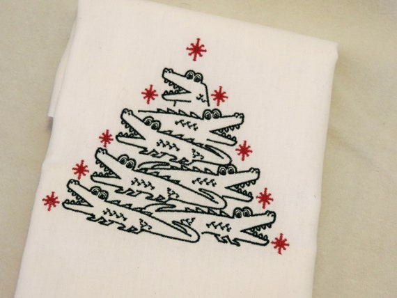 gator christmas tree, alligator tree, secret santa gifts at work, florida holiday towel, christmas gators, snowbird gift, Florida Christmas