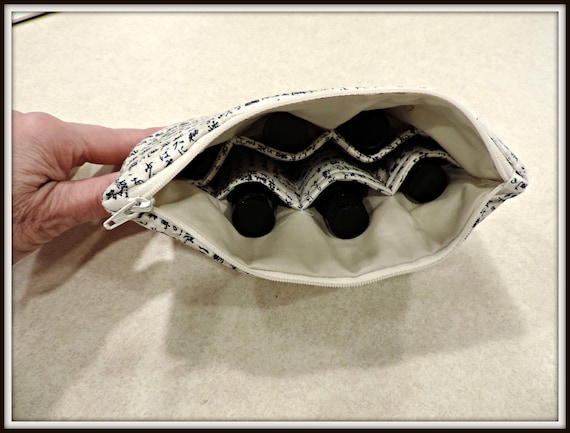 kanji bag, Essential oil bag, padded essential oil bag, asian writing essential oils bag, essential oils case, essential oil purse organizer