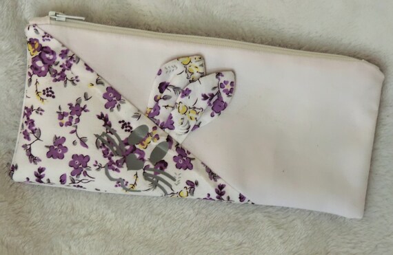 Bunny pouch, rabbit pencil case, rabbit purse organizer, Easter gift for kids, cottagecore purse accessory