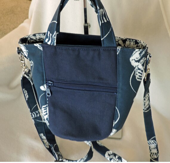 Lobster bag, Lobster project bag, Maine Lobster bag, lobster wine bag, Lobster gift tote, practical gift bag, zero waste bag,Lobster purse